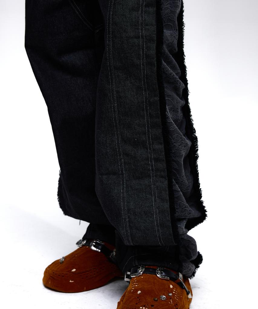 Aleseueseussi Incision Jacquard Mixed Pants - Black
