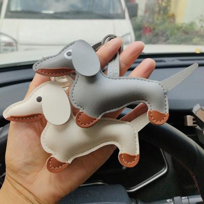 Men's Car Dachshund Bulldog Keychain PU Leather Dog Keychains Fashion for Women Bag Pendant Jewelry Trinket Key Ring Key Chain