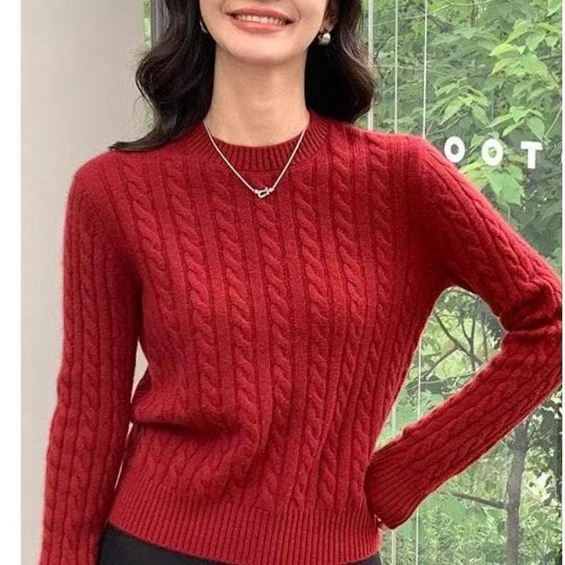Korean Embroidery Pony Logo Sweater: Women's Versatile Classic Round Neck Cable Knit Top for Autumn/Winter