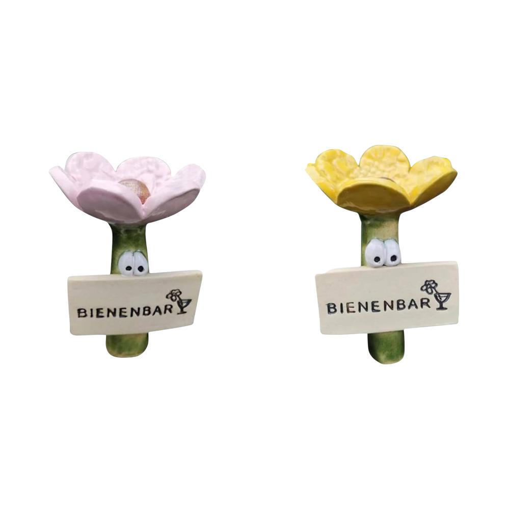 Insect Drinker Resin Simulated Flower Shaped Insect Drinking Tool Bee Drinkers Butterfly Drinking Cups for Wild Bees and Insects