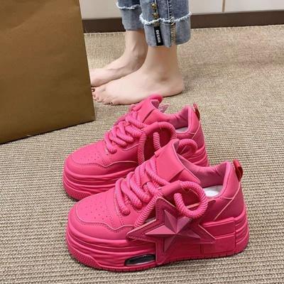 Neue Flachbett-Schuhe mit hohem Kopf für Damen, beliebte lässige Sportschuhe
