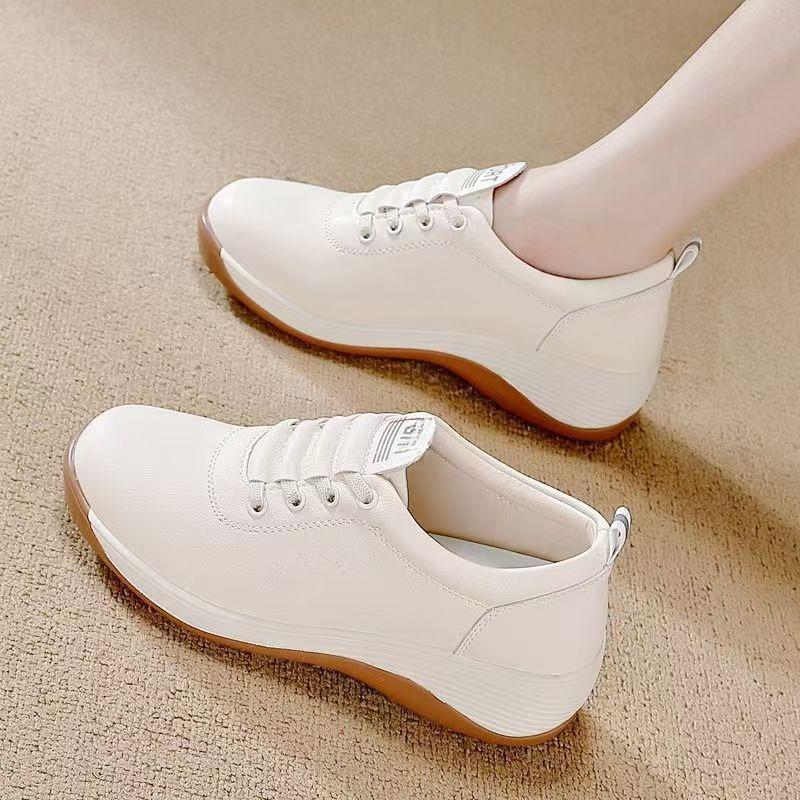 

Chinese mother walking shoes spring new shallow mouth fashion non-slip comfortable shoes soft sole white shoes women 40