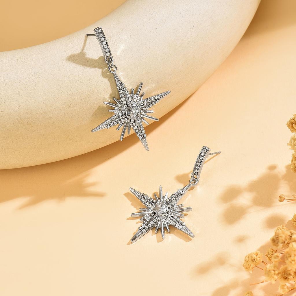 European and American cold wind star earrings women's trend sweet and irregular octagram diamond-set light luxury earrings