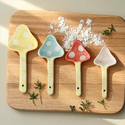 4-teiliges Keramik-Messlöffel-Set, Löffelhalter in Blumentopf-Form mit Pilzlöffeln, Niedliches Küchenwerkzeug für Reis, Backen, Valentinstagsgeschenk für sie