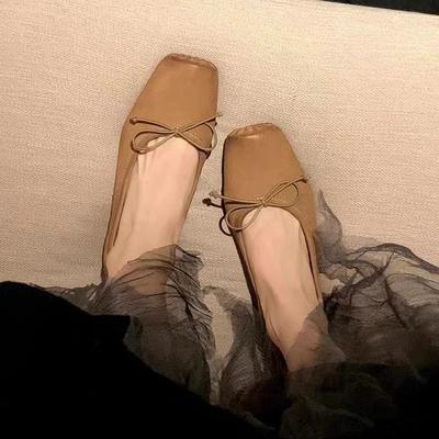 Grape Mother Has the Same Bow, Pig Nose, Square Head, Single Shoes, Small Thick Heels, Shallow Mouth, Cowhide Ballet Shoes for Women