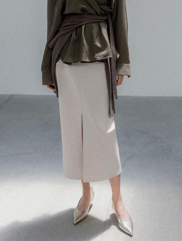 Memua Velouté Leather Long Midi Skirt (Red)