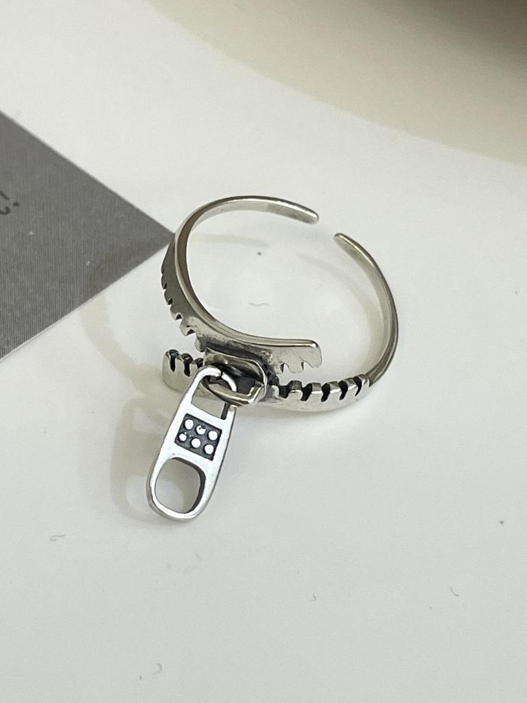 Trendy Heavy-Duty s925 Sterling Silver Zipper Ring - Unisex and Versatile