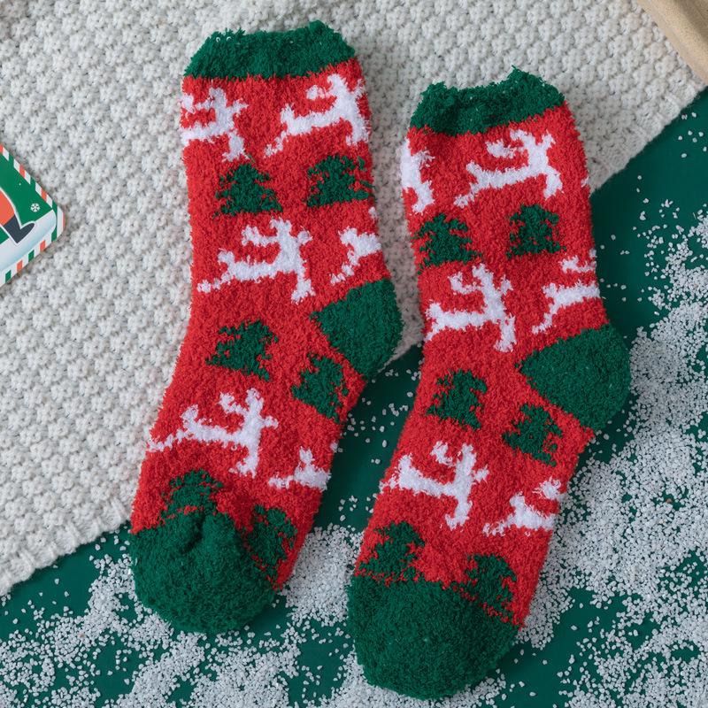 Women's Non-Slip Coral Fleece Christmas Socks, Mid-Tube, Thick and Plush, Perfect for Autumn and Winter, Ideal As Cozy Sleep Socks.