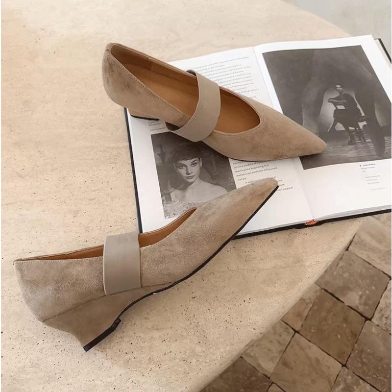 Versione in pelle di pecora~ Suede con temperamento francese, zeppa a punta, scollatura bassa, scarpe Mary Jane da donna, scarpe primaverili