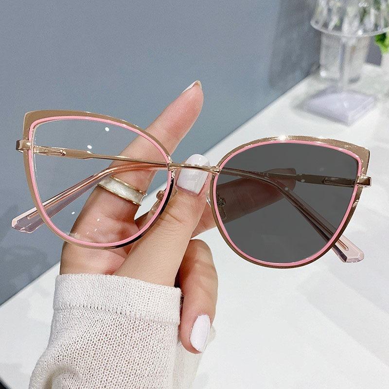 Photochromic Anti Blue Light Glasses Cat Eye Eyewear Women Vintage Blue Light Resistant Eyeglasses Frame Chameleon Spectacles