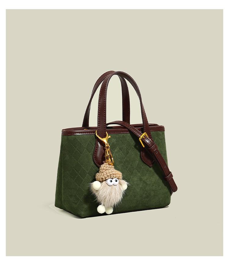 

Niche unique design small bag 2024 autumn and winter new high-end texture messenger bucket bag women зелений