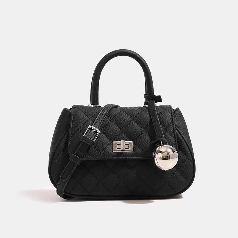 Niche fashion quilted high-end handbag 2024 new style-inspired chain crossbody bag versatile shoulder bag чёрный