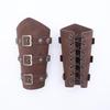 Mittelalterliches Cosplay für Männer PU-Leder Rüstung Armstulpen zum Schnüren Wikinger Pirat Ritter Stulpe Armband Armschutz Steam Punk Accessoires