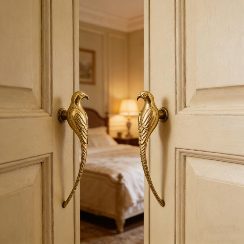Modern Golden Magpie Shape Dresser Pull Stylish Metal Handle For Cabinets And Closets Replacement Knob Easy To Install