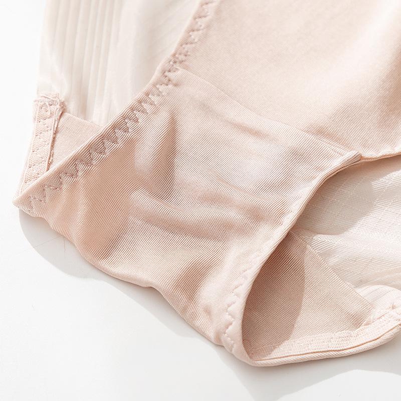 1 Pc Low Waist Sexy Lace Triangle Briefs Silky Smooth and High Elasticity Silk Home Underwear Briefs