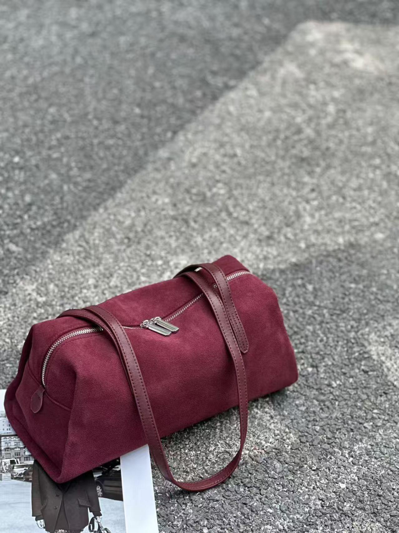 

Underarm Bag Women s 2025 New Leather Retro Matte Deerskin Large Capacity Single-shoulder Crossbody 33x14x18