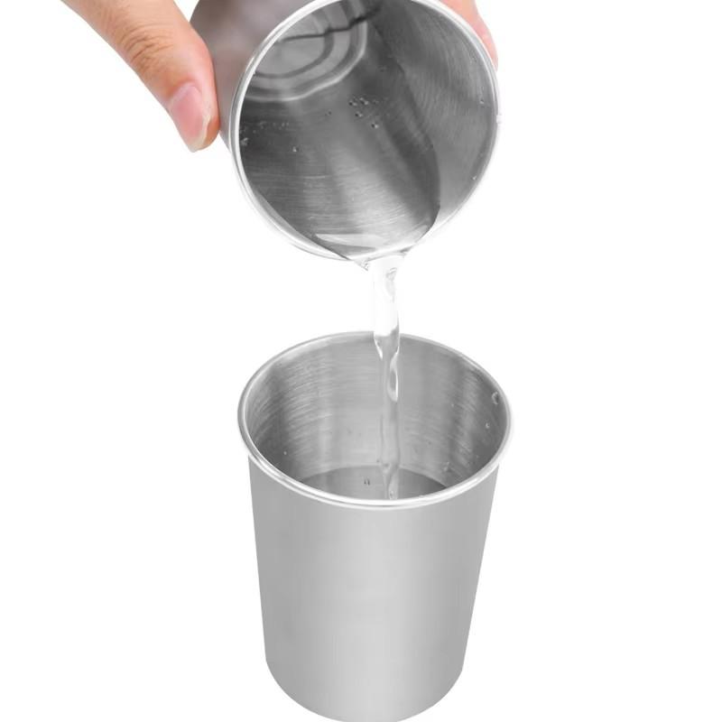 4 szt. Kubek do kolby biodrowej 30 ml/70 ml/150 ml kubek wódki PU kabura ze stali nierdzewnej Mini kubek do wina przenośny spersonalizowany zestaw kieliszków