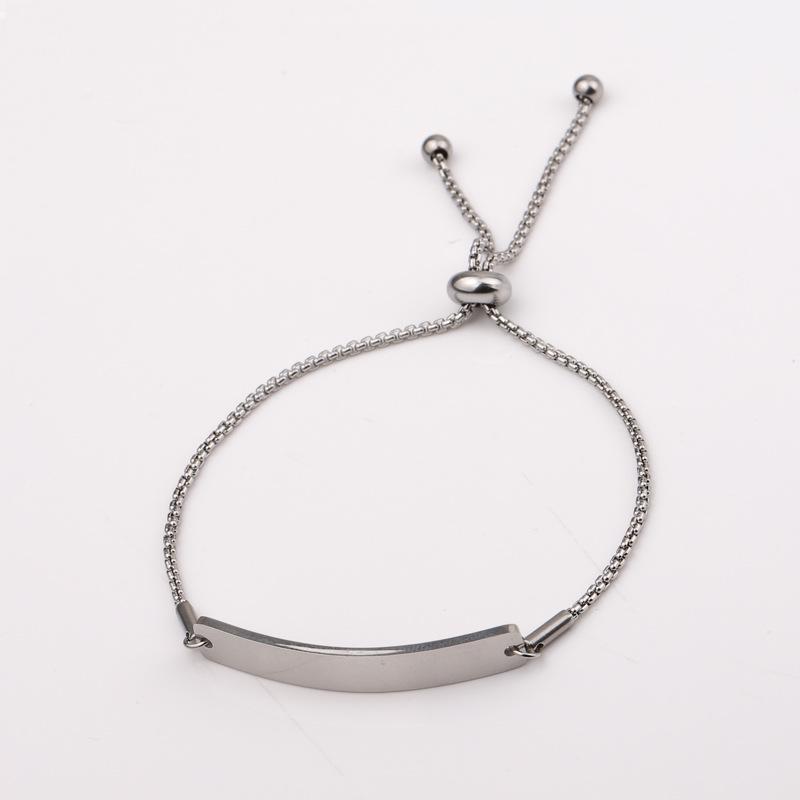 

Доступный: Женский регулируемый браслет с гравировкой - Нержавеющая сталь, Зеркальная полировка, Дизайн изогнутой длинной планки, Благородный темперамент.