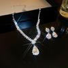Retro Rhinestone Floral Jewelry Set: Elegant Stud Earrings & Luxury Clavicle Necklace