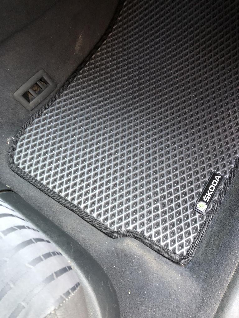 EVA rohože (Černá) pro Škoda Octavia I Tour A4 1996-2010