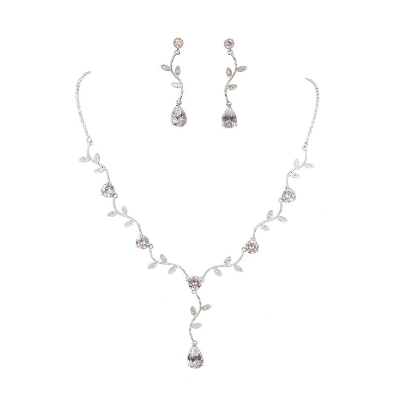 The Set Is Popular, The Simple Zircon Necklace Earrings, The Bridal Wedding Dress, and The Dinner Jewelry Are Super Flash.
