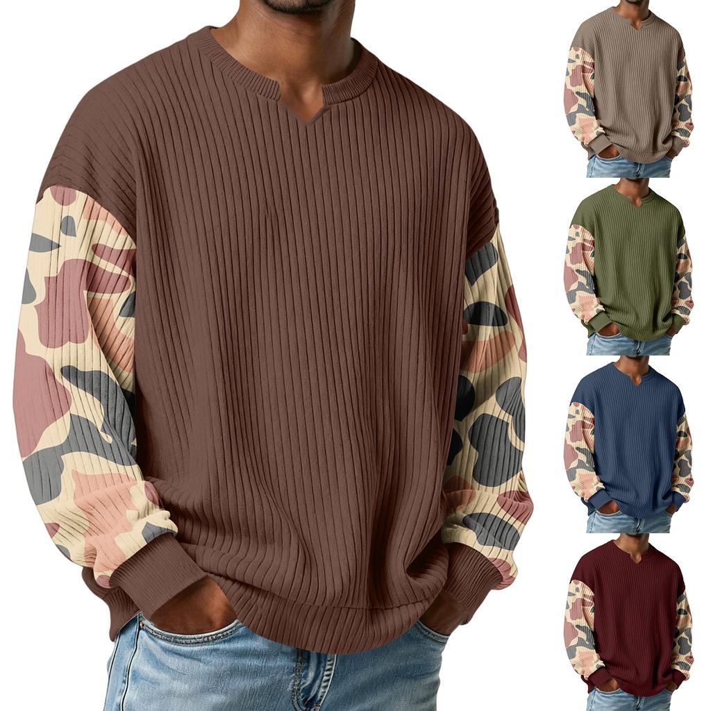 Herrtröja med snygg, ribbad och texturerad långärmad kamouflagemönster
