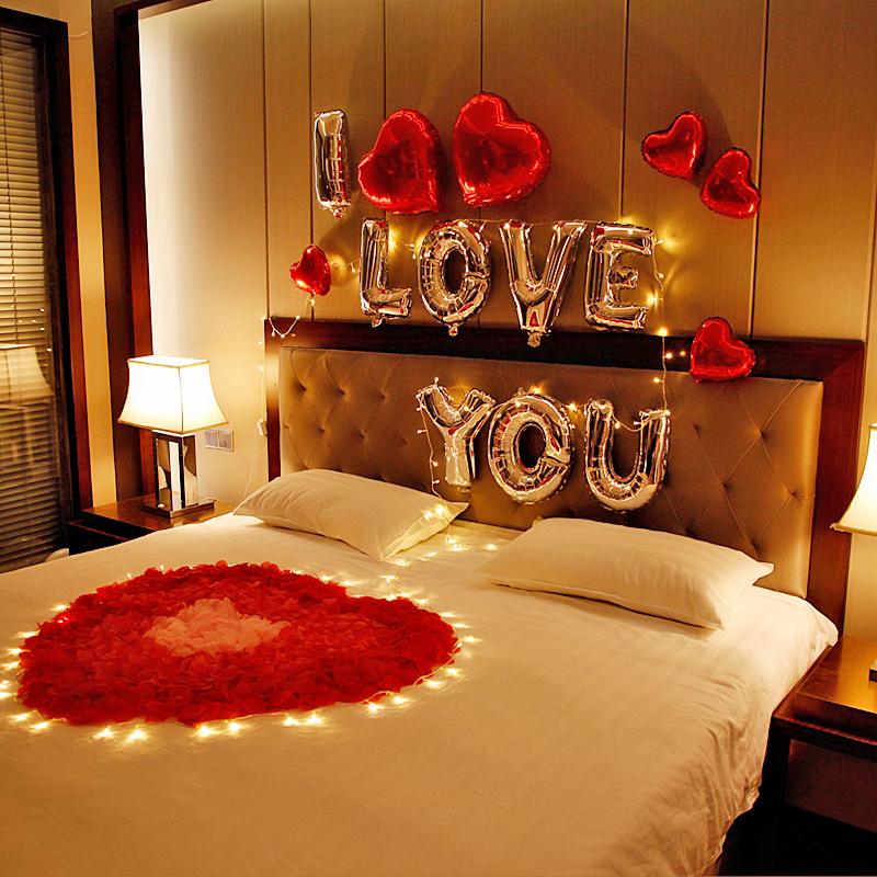 Romantische Rosenblüten-Dekoration für Valentinstag, Heiratsanträge, Geburtstage und Partys