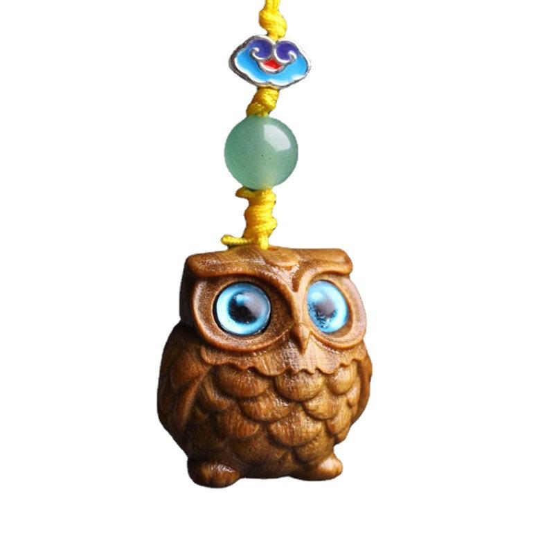 Vintage Owl Hanging Decoration Green Sandalwood Mobile Keychain Pendant Statue Courtyard Balcony Wind Chime Home Deco