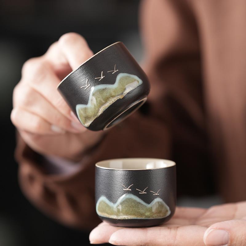 Coarse pottery Qingshan automatic tea set Chinese tea set ceramic lazy tea set gift box stone mill gift business