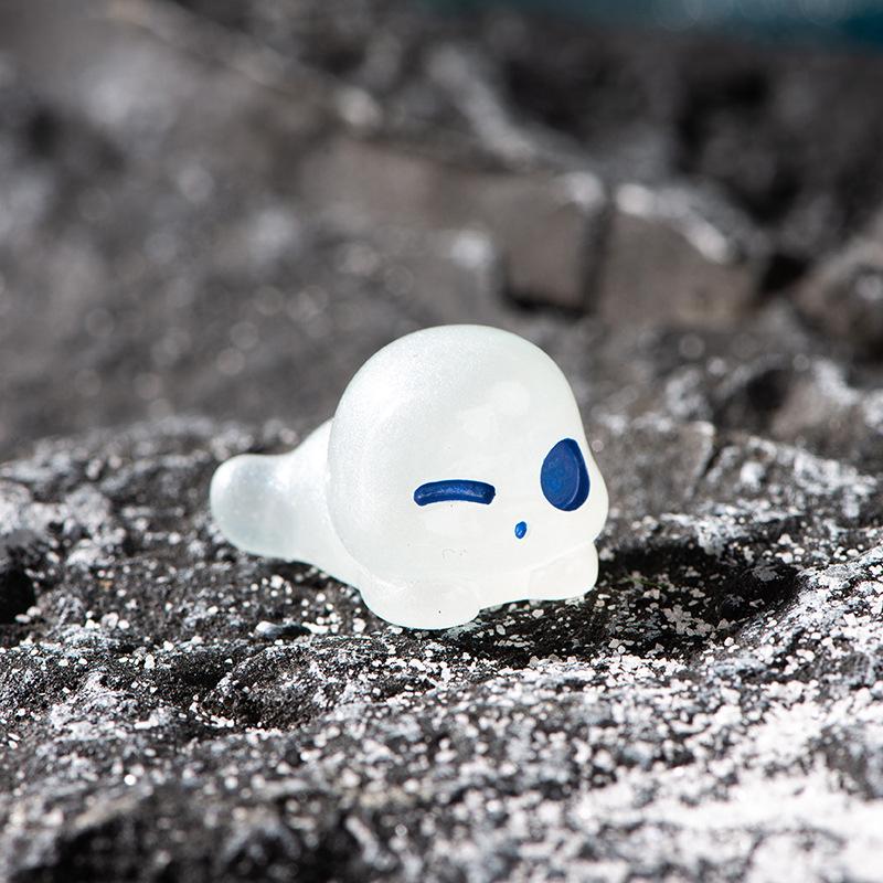 Creative Cartoon Luminous Ghost Figurine Micro Landscape Decoration Cute Miniatures DIY Home Decoration Accessories Gifts