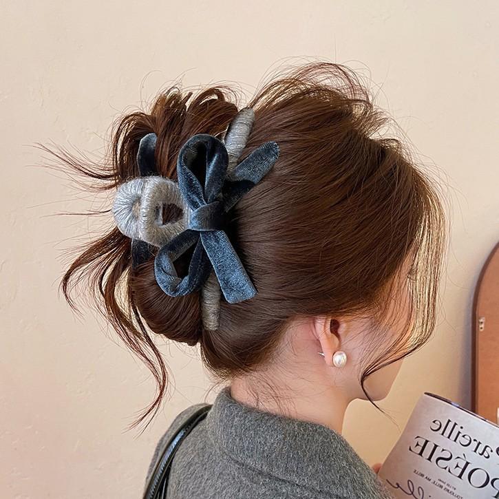 2025 New Elegant Velvet Bow Hair Claw Clip Large Claw Clip for Women with Non-Slip Grip Elegant Updo Bun Maker for Thick Hair