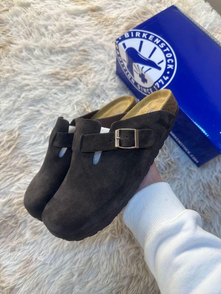 Unisex Genuine Leather Birkenstock Closed-Toe Clogs with Vintage Cork Platform