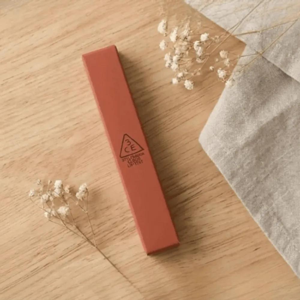 

zip 3CE Cloud Lip Tint NEEDFUL NEEDFUL