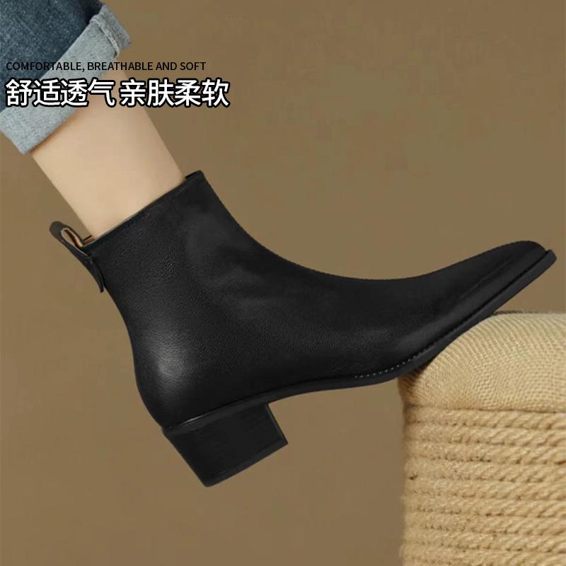 

Новые британские ретро универсальные кожаные короткие ботинки с острым носком и толстым каблуком и бархатные модные осенне-зимние ботинки для женщин 40