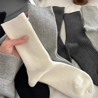 Białe Skarpetki Damskie, Jednokolorowe Skarpetki Średniej Długości na Jesień, Sportowe Skarpetki Frotte z Czystej Bawełny na Jesień i Zimę