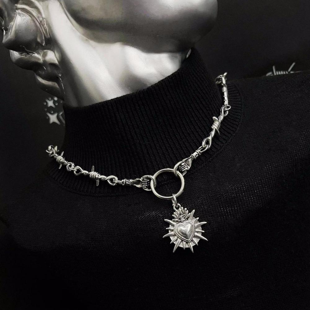 Gothic Punk Sliver Color Hand Ring Thorn Heart-shaped Pendant Barbed Wire Necklace for Women Personality Collar Chain Jewelry