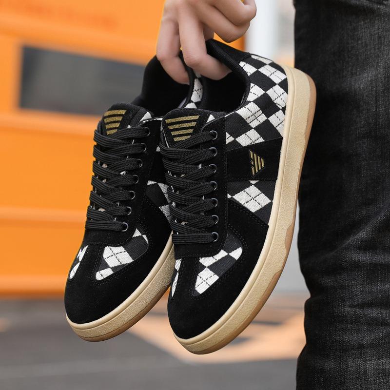 Men's shoes low-top breathable casual versatile board shoes sports trend dirt-resistant canvas shoes comfortable, light moisture and lightweight