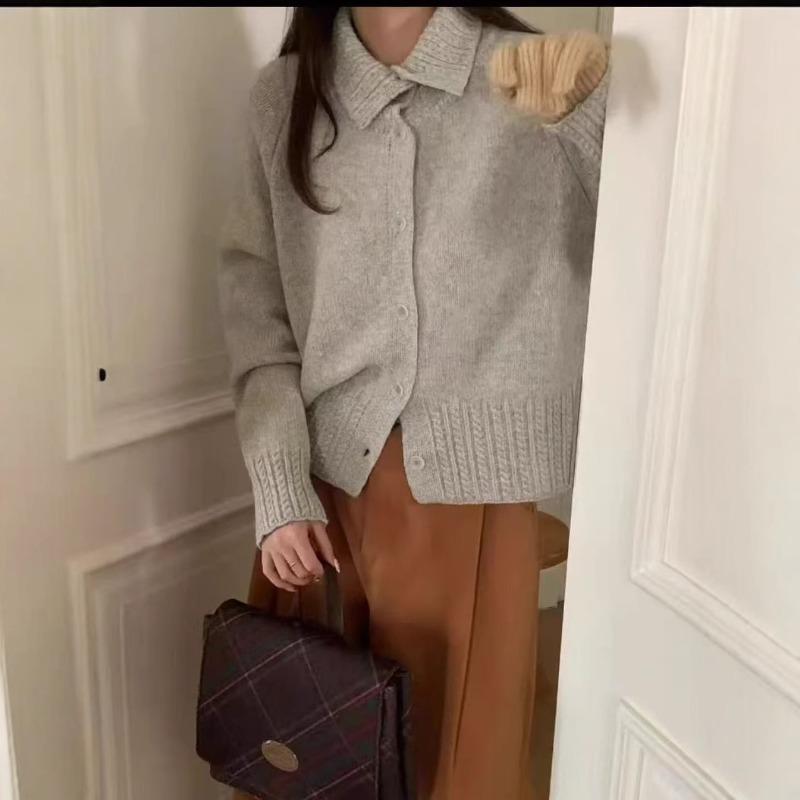 Simple solid color turtleneck sweater jacket for women's autumn and winter new shoulder-plugged long-sleeved knitted cardigan for women