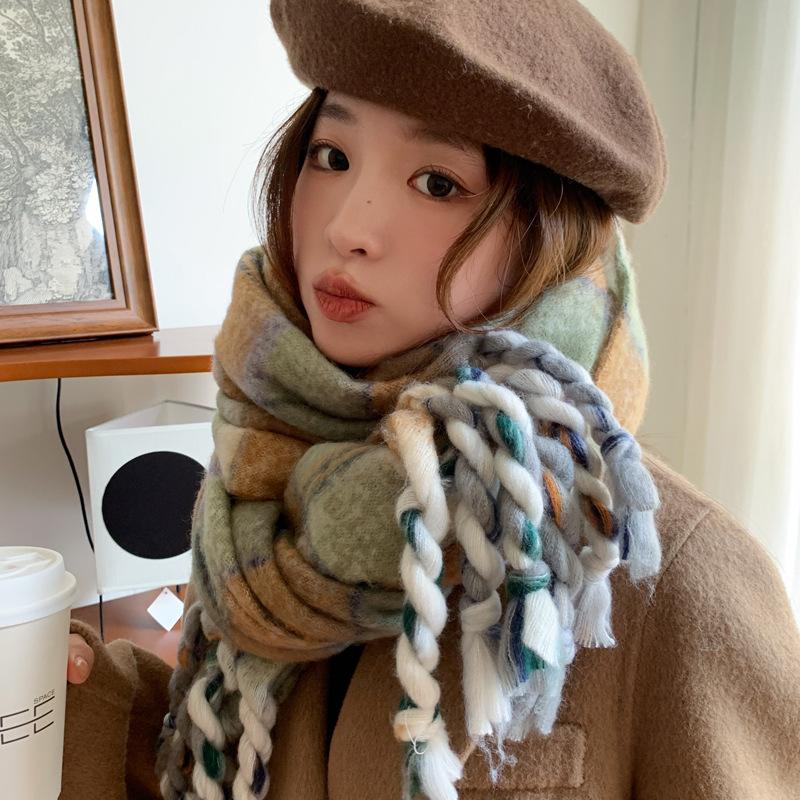 Christmas scarf winter women's high-end sense new versatile student green red scarf men's new gift