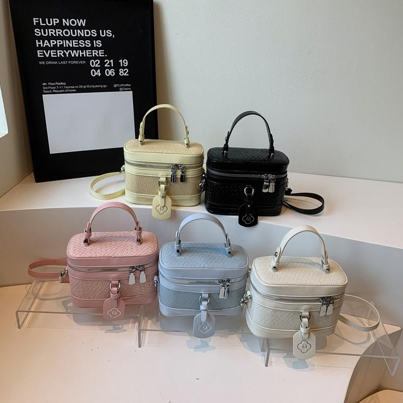 Woven Single Texture Shoulder Crossbody Bag Solid Color Handbag Women Fashion