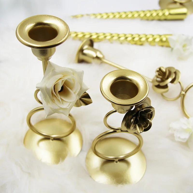 Nordic Rose Candlestick Metal Iron Crafts Wedding Candelabrum Flowers Ring Wax Candle Stand Dining Table Center Piece Decoration