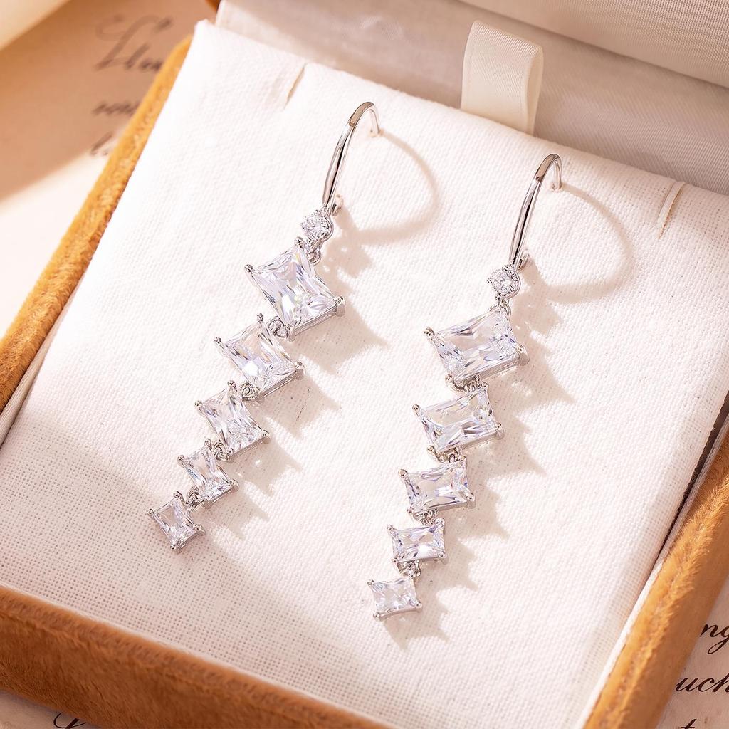 Geometric Tassel Diamond Earrings: Versatile, Luxe Silver Studs