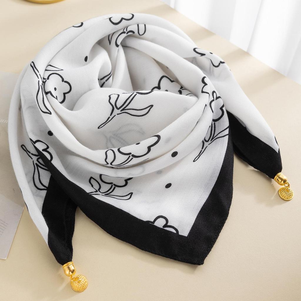 Women's Magnetic Buckle Cotton Scarf - Stylish, Lightweight, Comfortable Neck Protection
