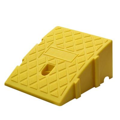 Bordsteinrampe Kunststoff 13cm Höhe Schwelle Auffahrt Rampe Kostenlose Verbindung Anti-Rutsch-Schräge Rampe Gelb
