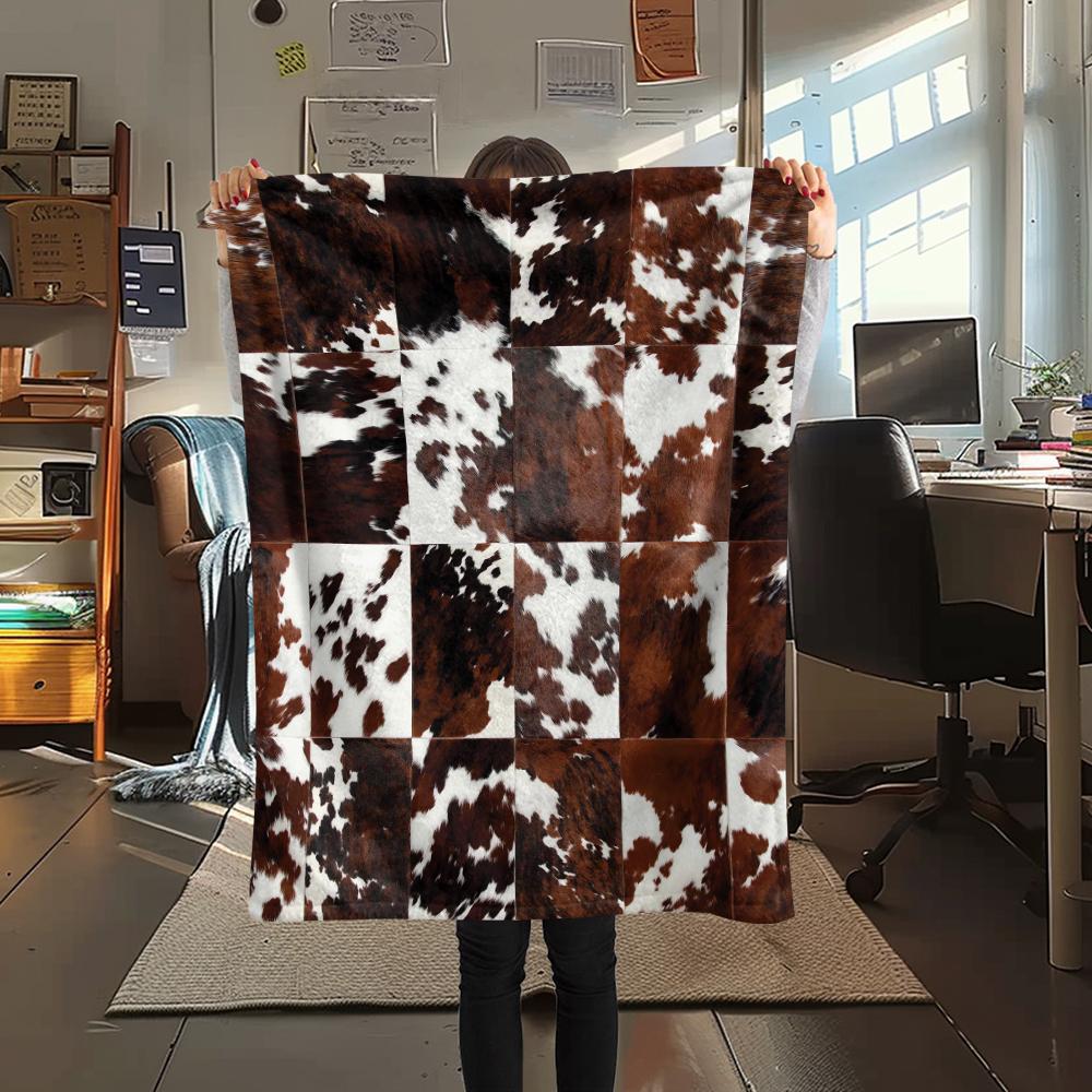 1Pc Rustic Cowhide Style Print Flannel Blanket, High Quality Comfortable for All Seasons, Home Decor, Warmth and Comfort, Perfect for Gifts