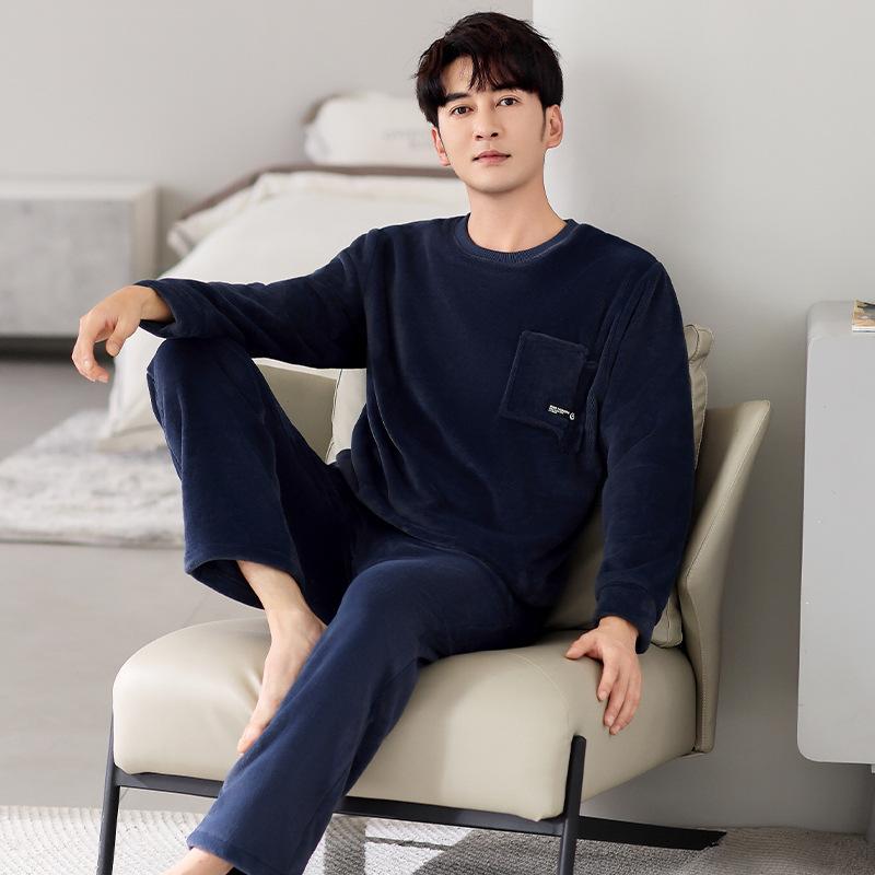 Pajamas Men'S Winter Coral Fleece Thickened Fleece Men'S Autumn And Winter Flannel To Keep Warm Can Be Worn Outside Winter Loungewear