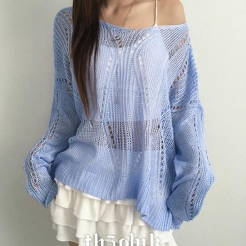 The Pink Relaxed Fit Punching V Neck Sheer Long sleeVe Knit