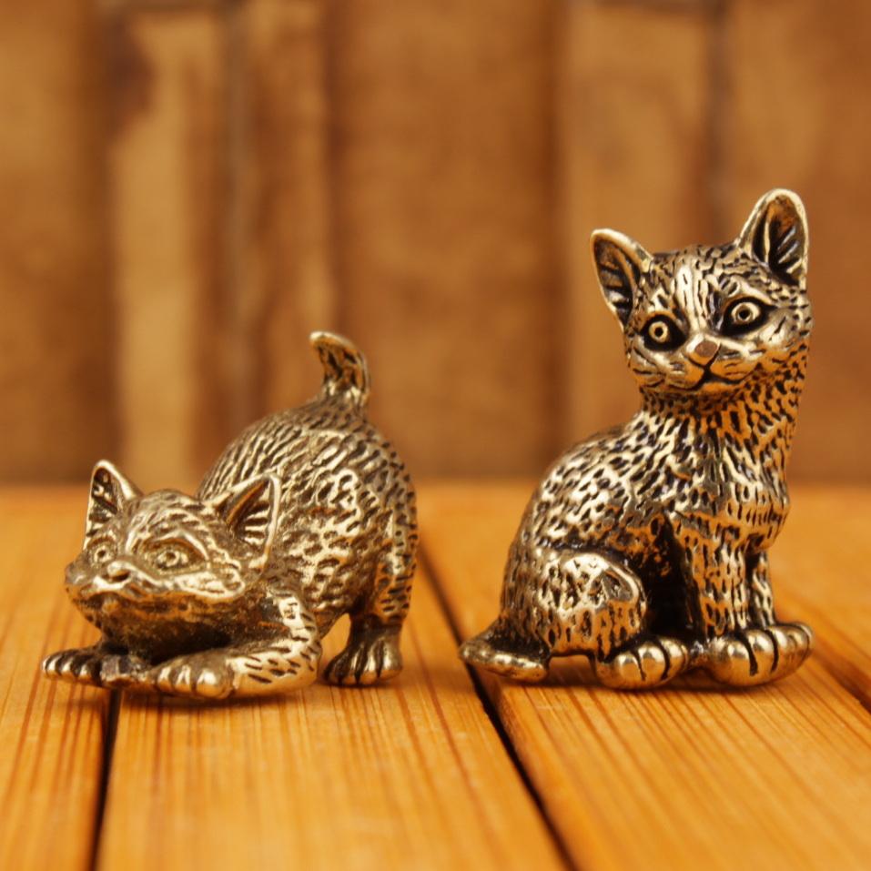 1 Piece Animal Pussycat Figurines Brass Cute Cat Pocket Statue Vintage Small Tea Pet Ornament Miniatures Desk Decoration