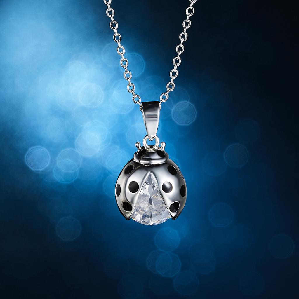 New Fashion Silver Color Pendant Ladybug Charm Necklaces Cute Insect Ladybird Animal Jewelry Rhinestone Lovely Necklace Gifts