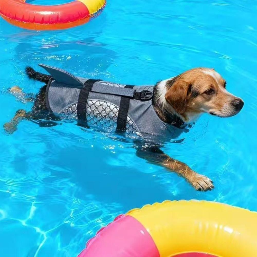 Glänzende Schuppen Hundeschwimmanzug Haifischflossen-Stil Haustier-Schwimmweste Welpen-Sicherheitswesten Frühling Sommer
